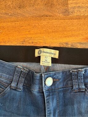 Democracy Women's Dark Blue Skinny Jeans